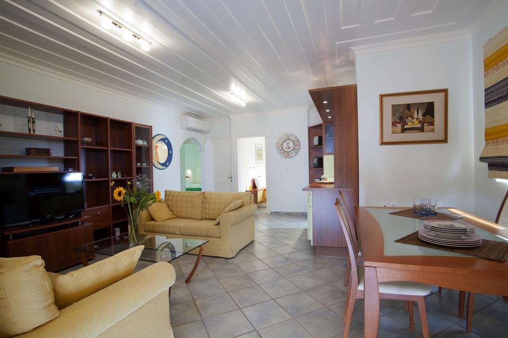 Exanthia Villas Luaran gambar